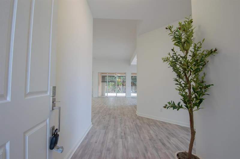 4 bedroom Single Family Residence at 7046 Fish Creek Lane, Riverwalk 2, West Palm Beach — photo 2