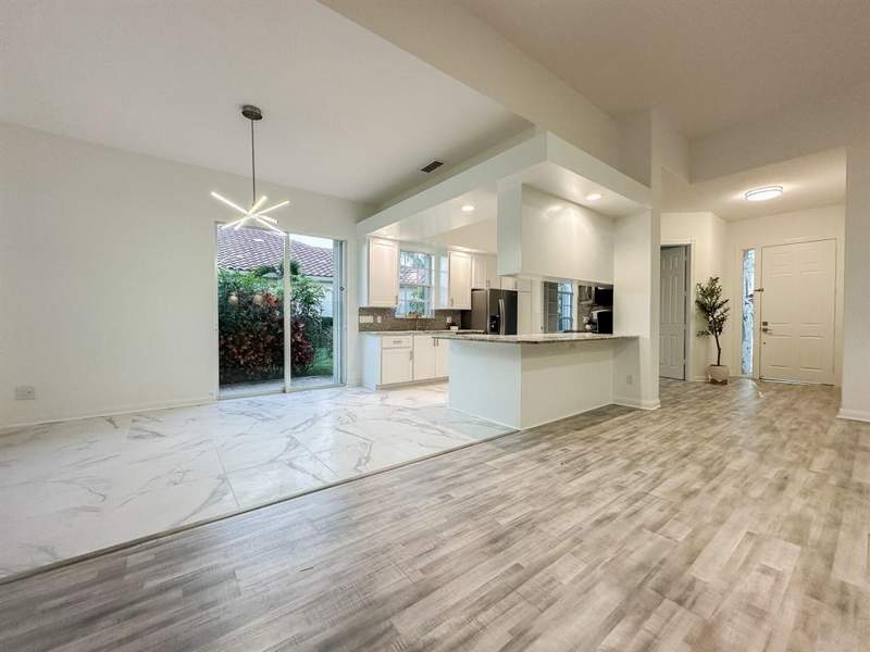 4 bedroom Single Family Residence at 7046 Fish Creek Lane, Riverwalk 2, West Palm Beach — photo 5