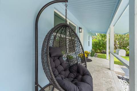 5296 NE 2nd Terrace, Oakland Park FL - photo 6 of 49