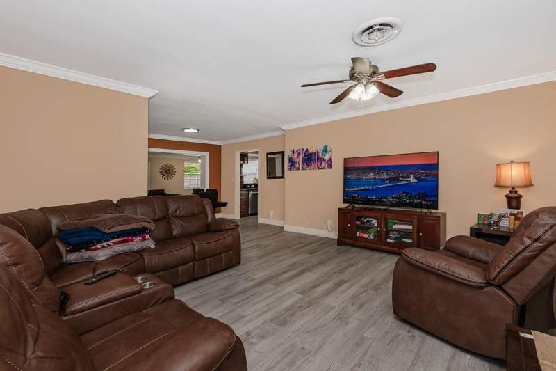 3 bedroom Single Family Residence at 1820 N 46th Avenue, Hollywood Hills Amen Plat, Hollywood — photo 2