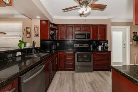 1820 N 46th Avenue, Hollywood FL - photo 7 of 27