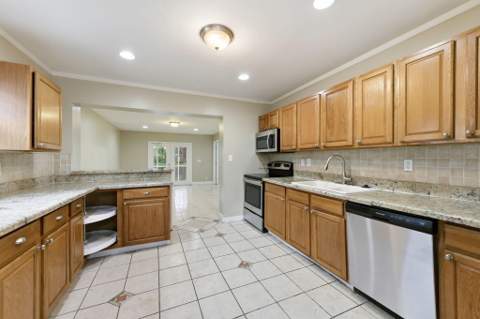 939 Charles Street, West Palm Beach FL - photo 15 of 39