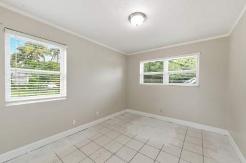 939 Charles Street, West Palm Beach FL - photo 19 of 39
