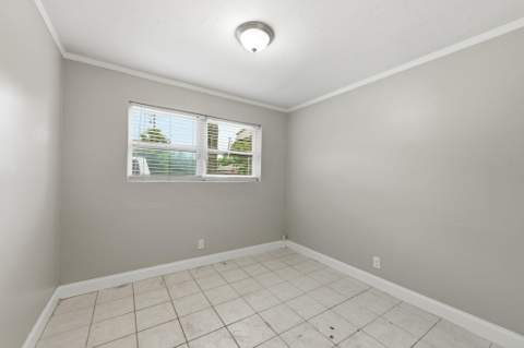 939 Charles Street, West Palm Beach FL - photo 21 of 39