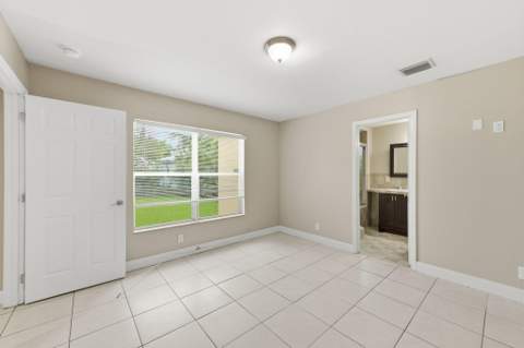 939 Charles Street, West Palm Beach FL - photo 23 of 39