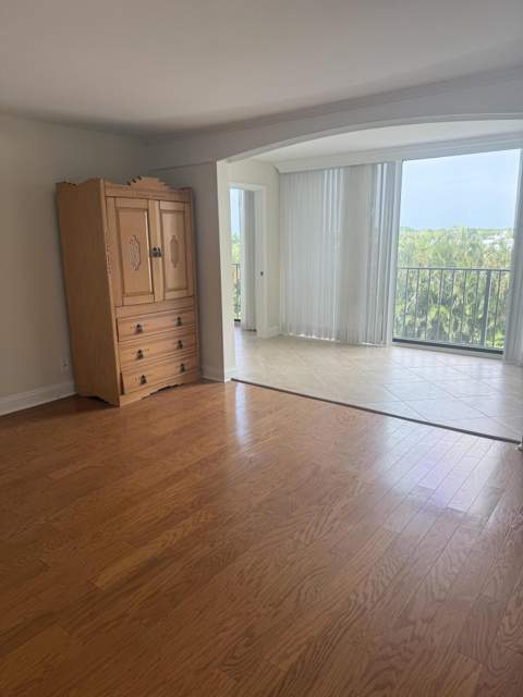 120 Lakeshore Drive #435, North Palm Beach FL - photo 8 of 16