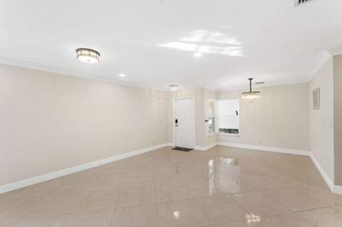 6384 Adriatic Way, West Palm Beach FL - photo 7 of 30