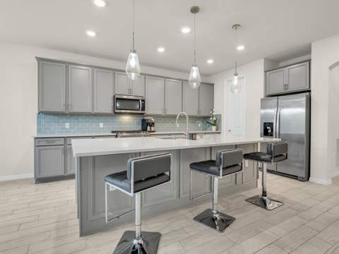 4808 Chantilly Road, Lake Worth FL - photo 10 of 36