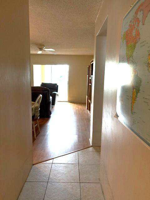 2 bedroom Condominium at 2566 S Garden Drive #202, Lake Clarke Gardens Condo 19, Lake Worth — photo 2