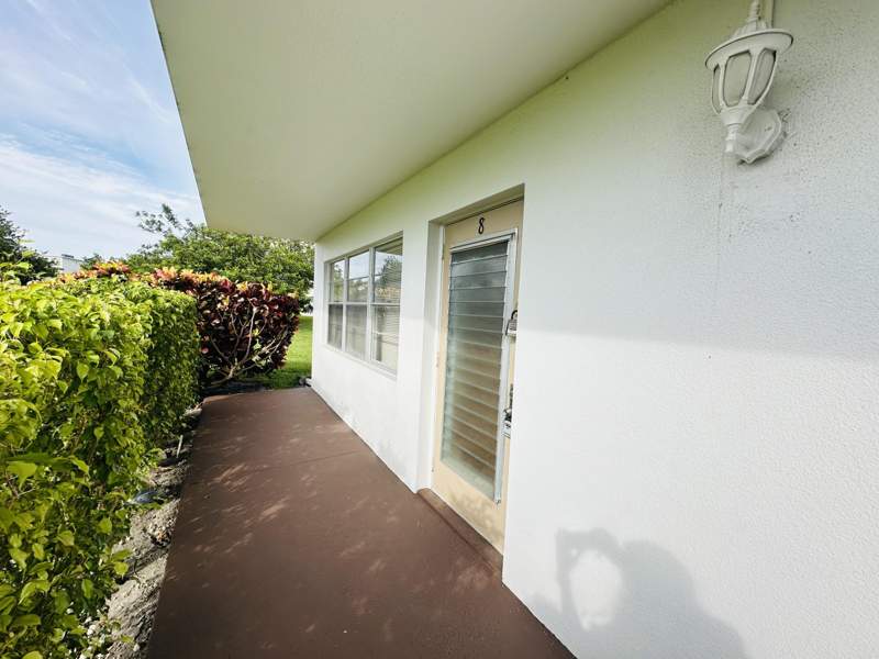 1 bedroom Condominium at 8 Grantham D, Grantham D Condo, Deerfield Beach — photo 2