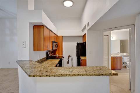 1050 Crystal Way #N, Delray Beach FL - photo 13 of 45