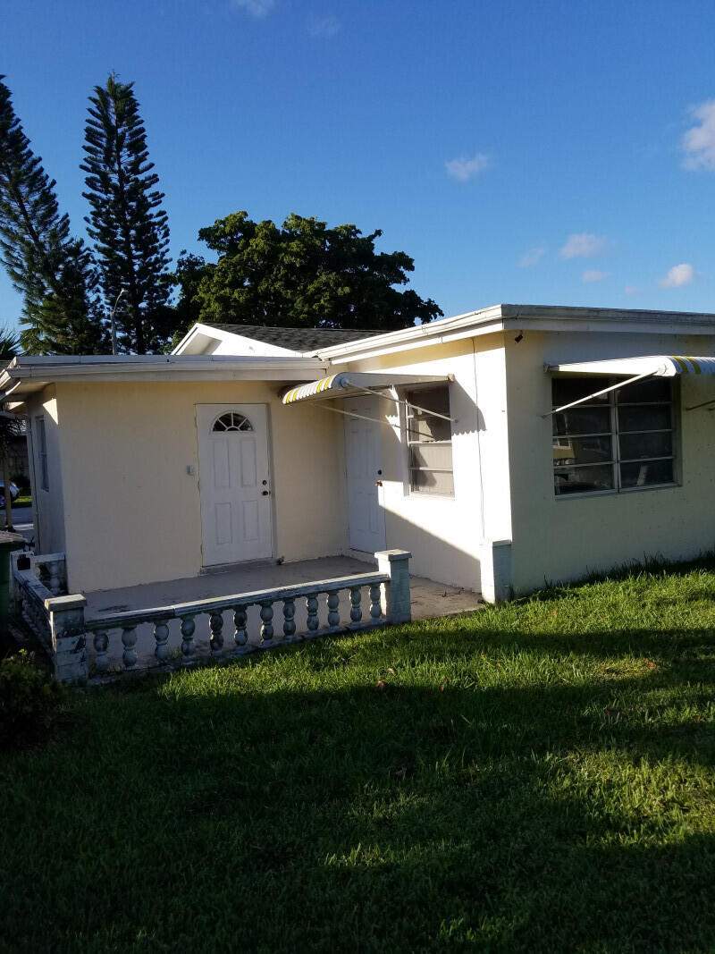 2 bedroom Single Family Residence at 4934 NW 55th Court, Mainlands Of Tamarac Lakes, Tamarac — photo 2