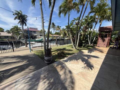 11 Sunset Lane, Lauderdale-By-The-Sea FL - photo 21 of 34