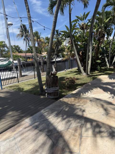 11 Sunset Lane, Lauderdale-By-The-Sea FL - photo 24 of 34