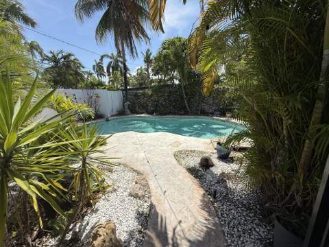 11 Sunset Lane, Lauderdale-By-The-Sea FL - photo 6 of 34