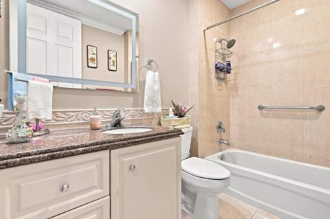 21 Harbour Isle Drive #302, Fort Pierce FL - photo 21 of 37
