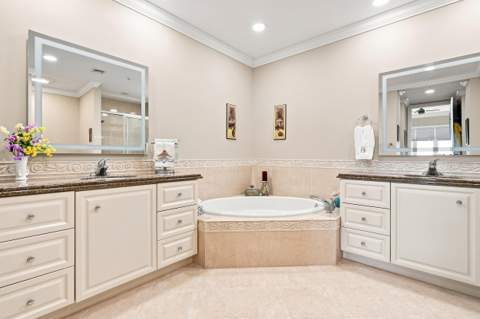 21 Harbour Isle Drive #302, Fort Pierce FL - photo 18 of 37