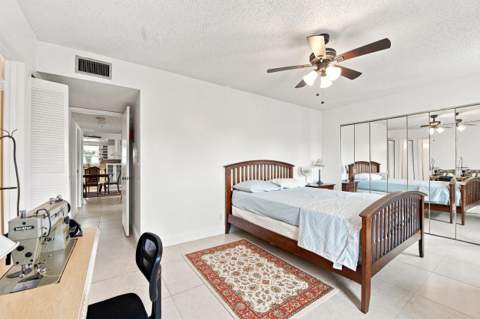 4830 NW 4th Street #A, Delray Beach FL - photo 12 of 28