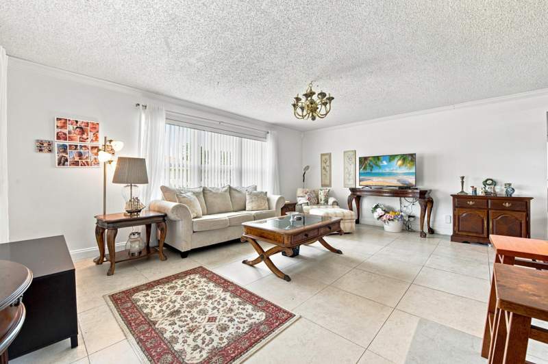 2 bedroom Condominium at 4830 NW 4th Street #A, High Point Sec 7 , Delray Beach — photo 3