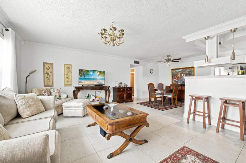 2 bedroom Condominium at 4830 NW 4th Street #A, High Point Sec 7 , Delray Beach — photo 4