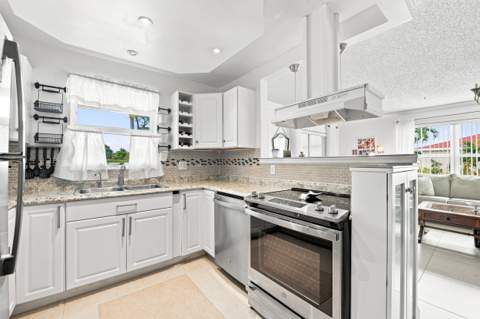 4830 NW 4th Street #A, Delray Beach FL - photo 11 of 28