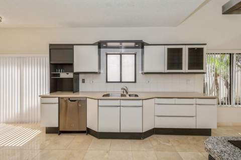 5504 Fox Hollow Drive, Boca Raton FL - photo 9 of 51