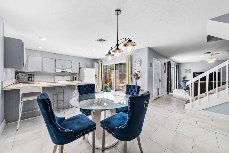 2 bedroom Townhouse at 2616 SE 5th Circle #D, Los Mangos Patio Villas And Townhomes, Boynton Beach — photo 5