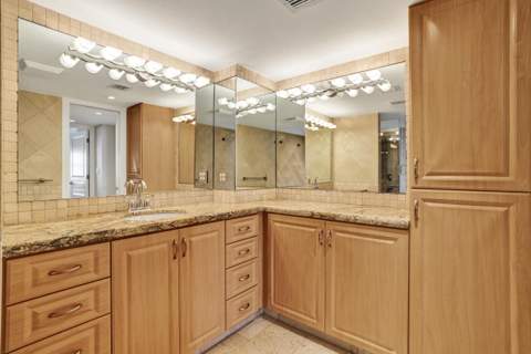 1901 N Ocean Boulevard #Sthc, Fort Lauderdale FL - photo 19 of 37