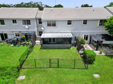 4737 Grapevine Way, Davie FL - photo 16 of 38