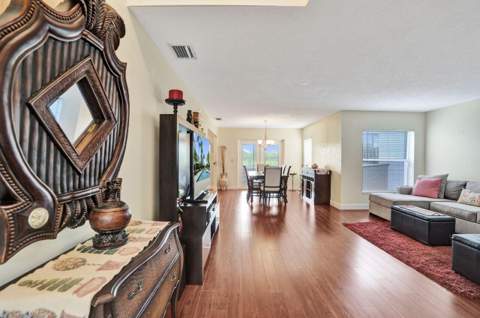 4737 Grapevine Way, Davie FL - photo 14 of 38