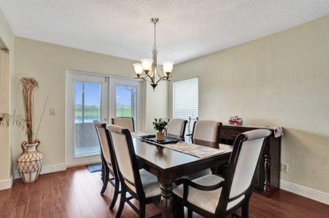 4737 Grapevine Way, Davie FL - photo 21 of 38