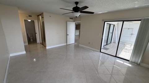 2334 S Cypress Bend Drive #802, Pompano Beach FL - photo 9 of 31
