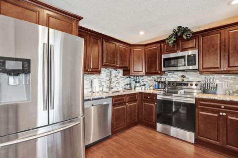 4737 Grapevine Way, Davie FL - photo 23 of 38