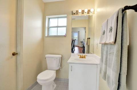 4737 Grapevine Way, Davie FL - photo 24 of 38