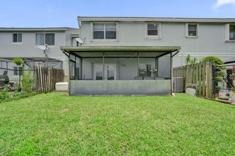 4737 Grapevine Way, Davie FL - photo 12 of 38