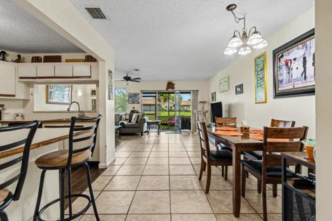 2269 Discovery Circle, Deerfield Beach FL - photo 19 of 54