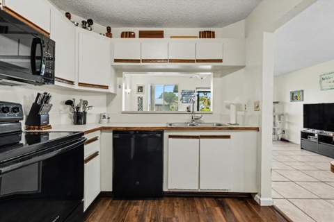 2269 Discovery Circle, Deerfield Beach FL - photo 17 of 54