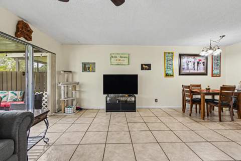 2269 Discovery Circle, Deerfield Beach FL - photo 24 of 54