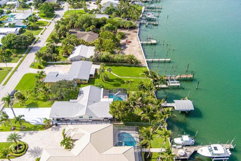 3 bedroom Single Family Residence at 309 Fernandina Street, Fort Pierce Subdivision, Hutchinson Island — photo 5