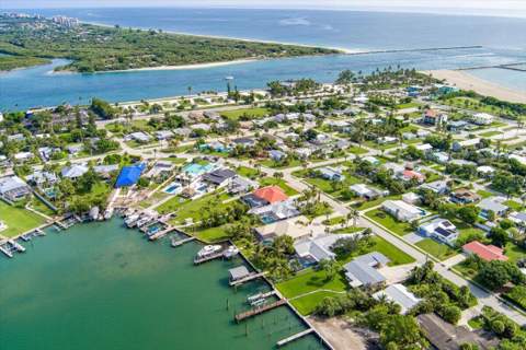 309 Fernandina Street, Hutchinson Island FL - photo 7 of 34