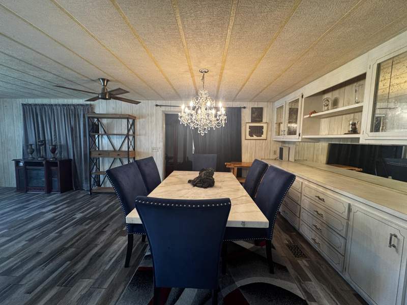 3 bedroom Manufactured Home at 6165 N joshua Lane, Maralago Cay, Lantana — photo 5