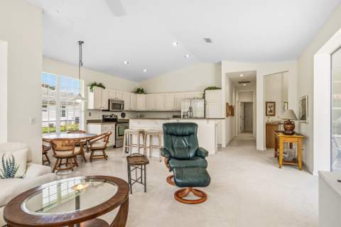 9403 Pinebark Court, Fort Pierce FL - photo 16 of 46