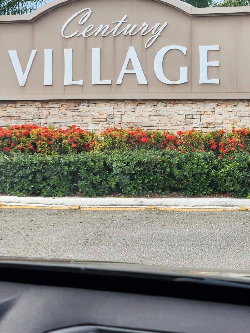 2 bedroom Condominium at 35 Somerset B #35, Somerset Condos, West Palm Beach — photo 2