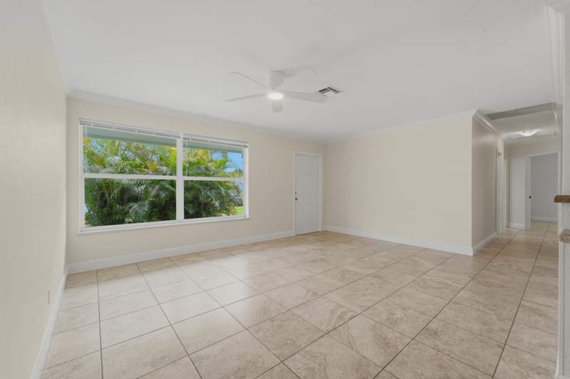 3 bedroom Single Family Residence at 18966 SE Southgate Drive, SOUTHGATE, Jupiter — photo 4