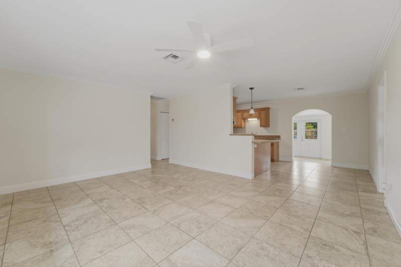 3 bedroom Single Family Residence at 18966 SE Southgate Drive, SOUTHGATE, Jupiter — photo 5