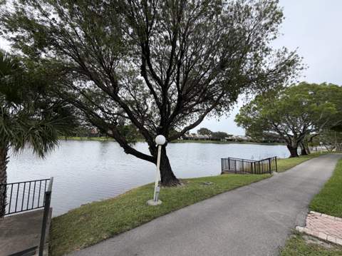 1101 Colony Point Circle #506, Pembroke Pines FL - photo 18 of 26