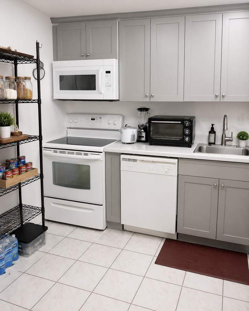 2 bedroom Condominium at 3740 Inverrary Drive #1E, International Village At, Lauderhill — photo 3