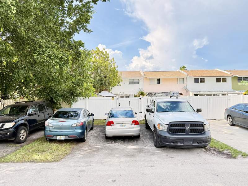 3 bedroom Townhouse at 6238 SW 7th Street, Kimberly Townhouses, Margate — photo 3