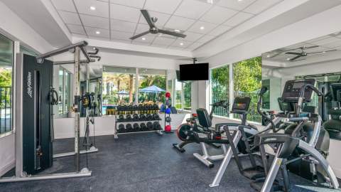 558 Sanderling Circle, Deerfield Beach FL - photo 11 of 13