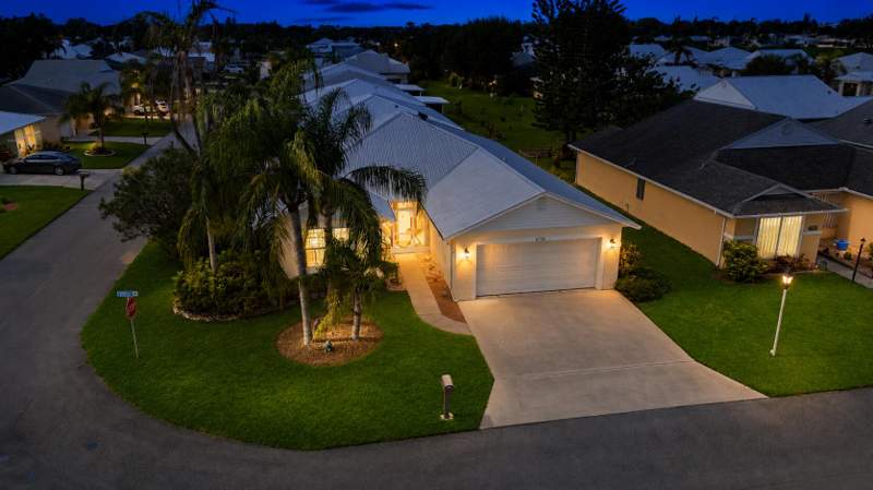 3 bedroom Single Family Residence at 6730 Gaviota, Spanish Lakes Fairways NE Phase, Fort Pierce — photo 3